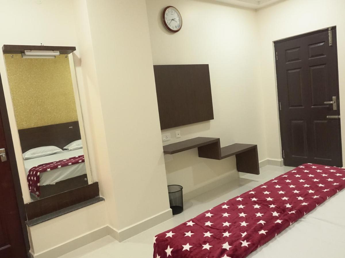 Sri Krishna Residency Hotel Eluru Exterior foto